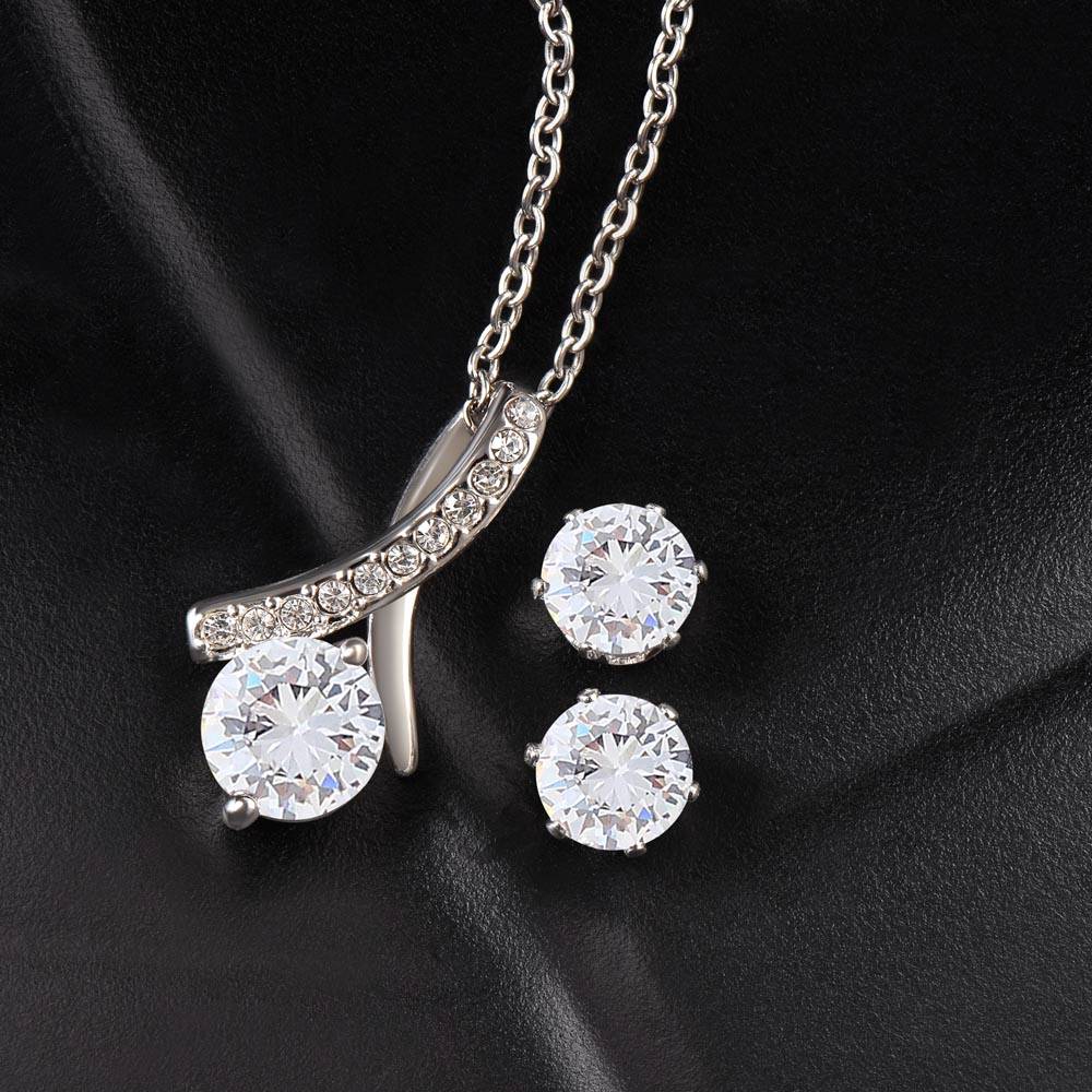 Best Gift For Wife.Alluring Beauty Necklace Set